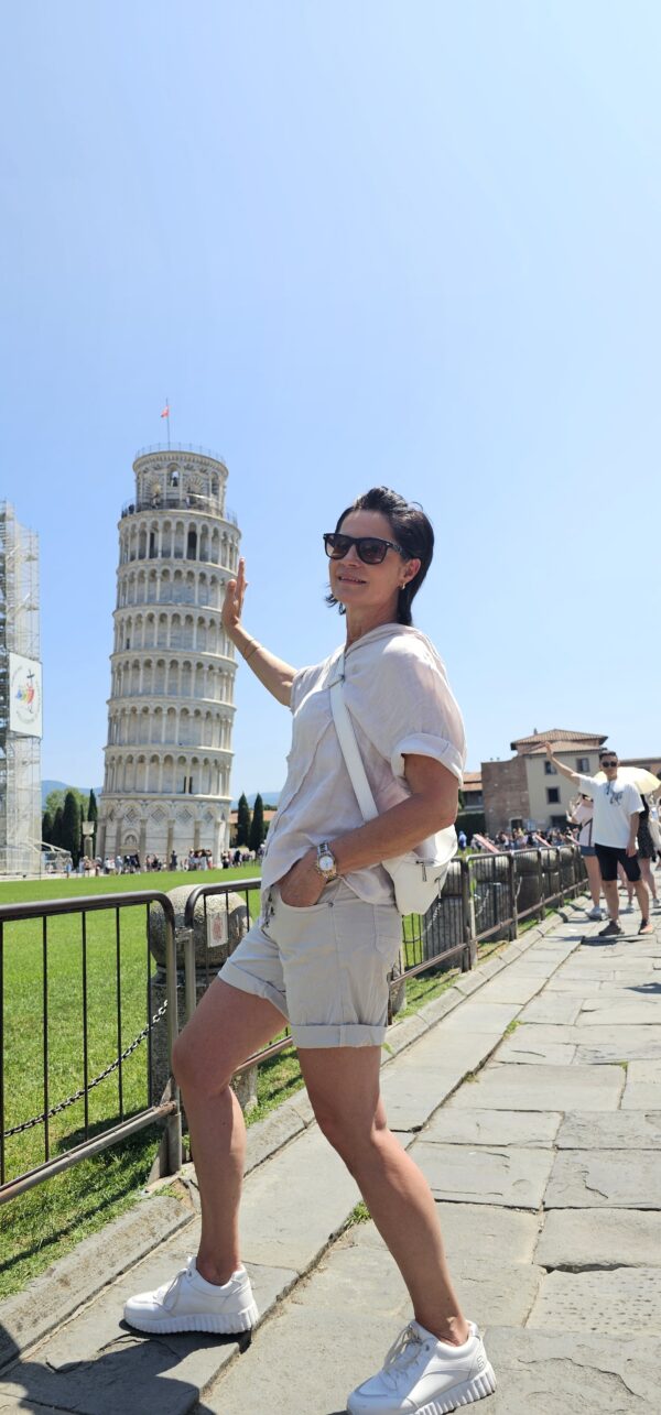 Sie schafft (fast) alles Sie schafft (fast) alles